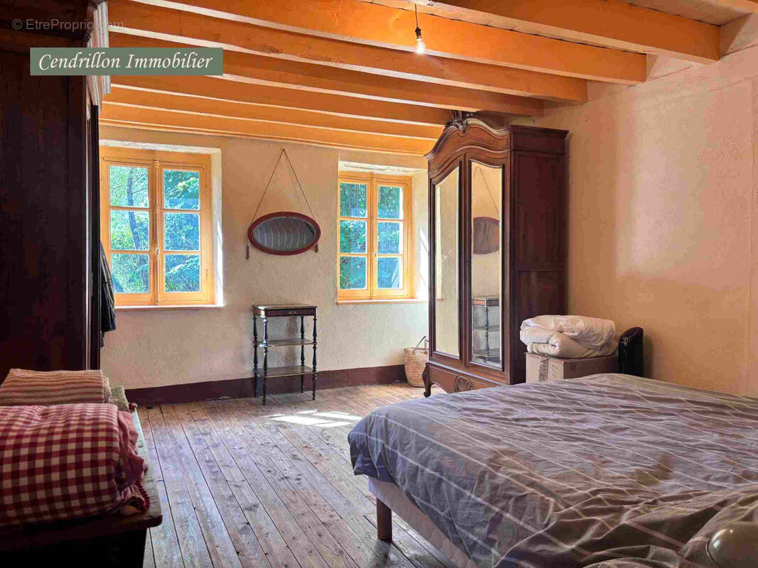 Maison en pierres 120m2, dépendances, grange et terrains, typique du bien Creusois idéal, situé dans le Parc N - photo 17