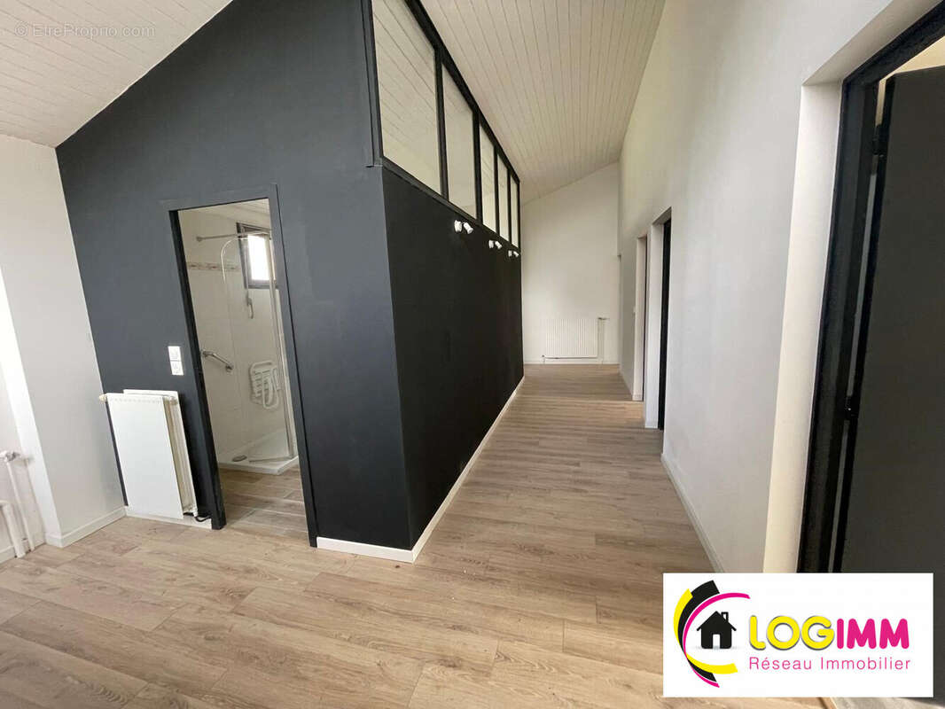 Maison à AULNOYE-AYMERIES