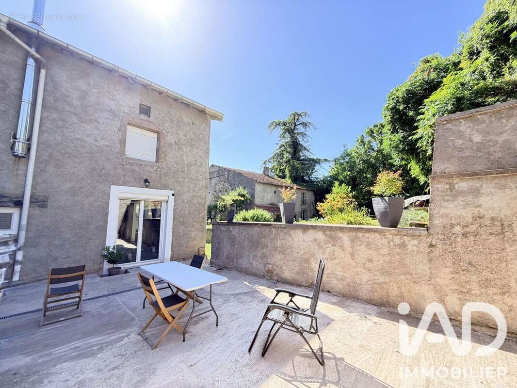 Maison 113 m² à Fresnes-Sur-Apance  - photo 4