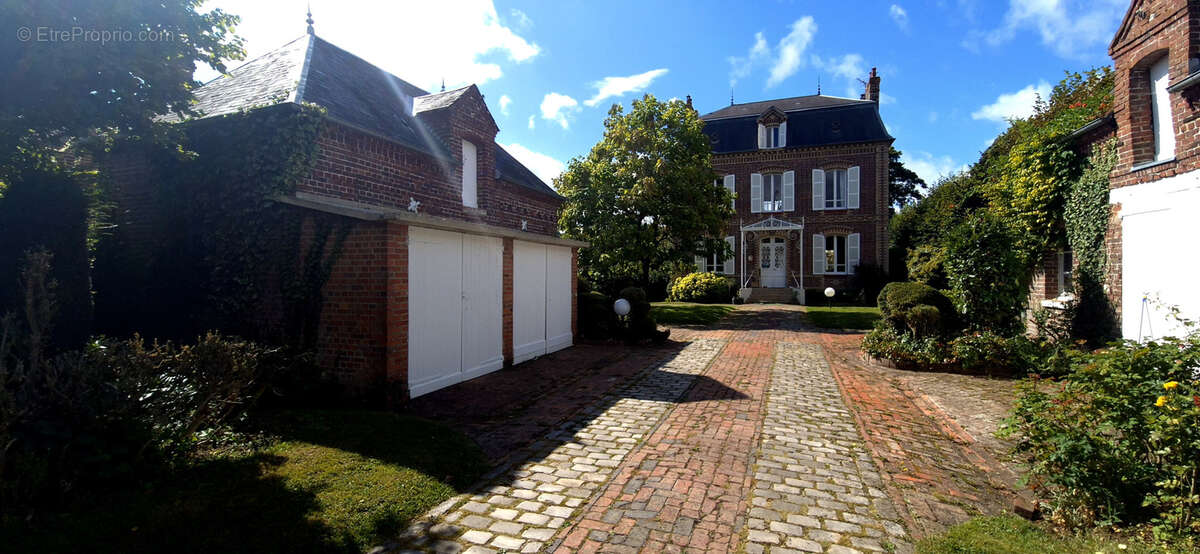 Chaumont en Vexin, Maison Bourgeoise de 11 pièces, 205 m2, 2900m2 de jardin - photo 15