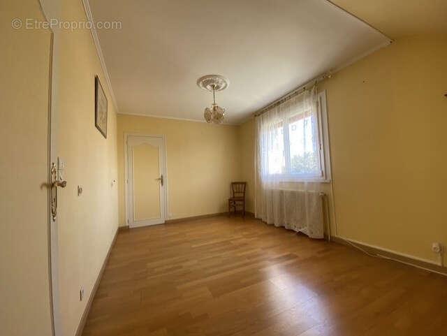 Caen   maison t5 de 107 m2 sur terrain de 655 m2 - photo 6