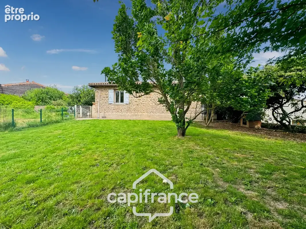 Maison à vendre 9 pièces de 197m² à Châteauneuf-de-Galaure (26) - photo 6