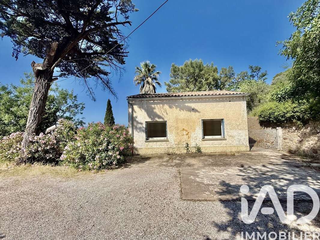 Photo 7 - Maison à LE CANNET-DES-MAURES