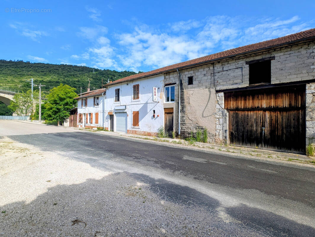 Maison à BOLOZON