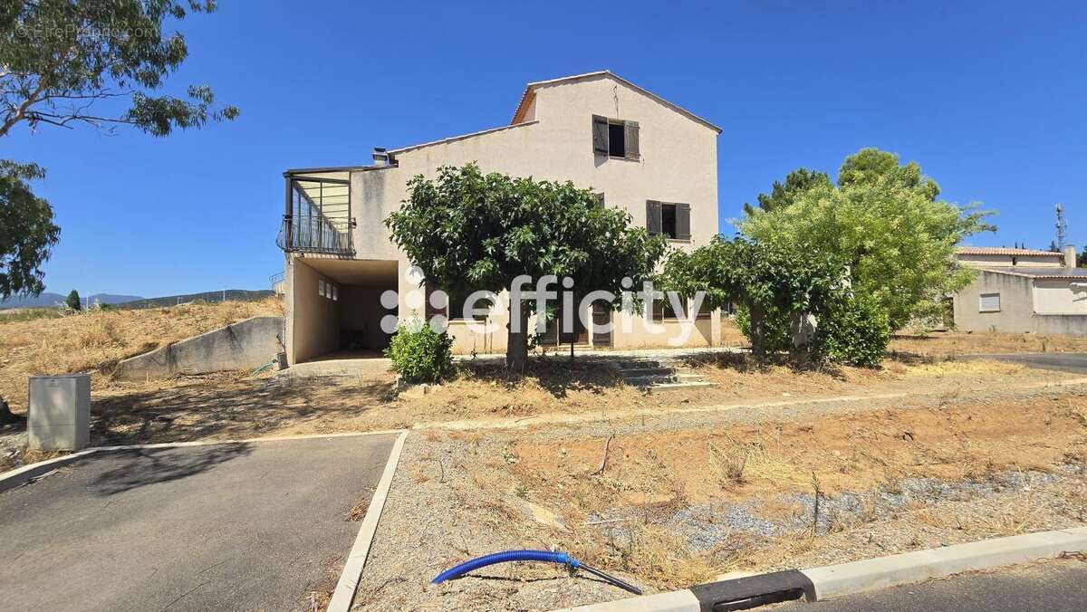 Maison 320 m² à Cessenon-Sur-Orb  - photo 2