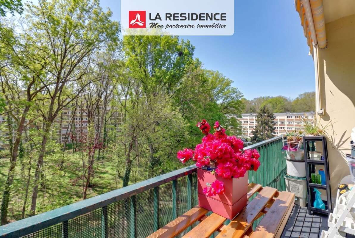 Appartement à VERNEUIL-SUR-SEINE