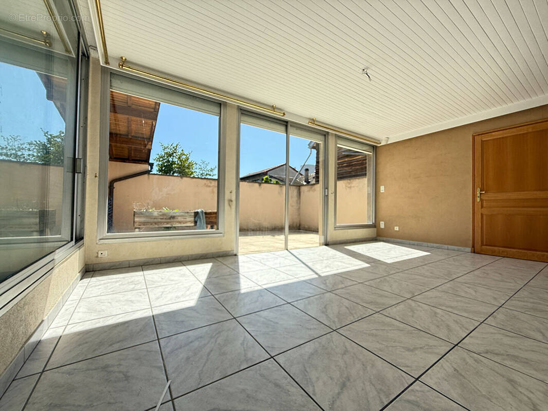 Maison à LONS-LE-SAUNIER