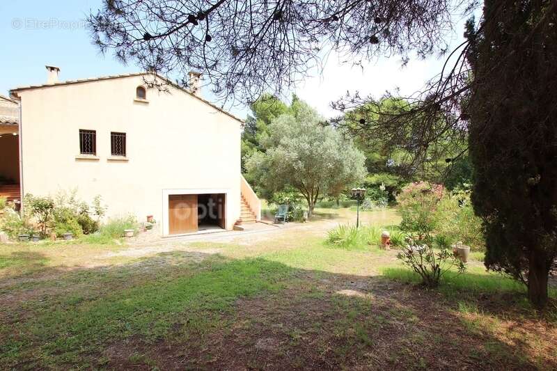 Propriete a vendre proche de l'etang de thau - photo 28