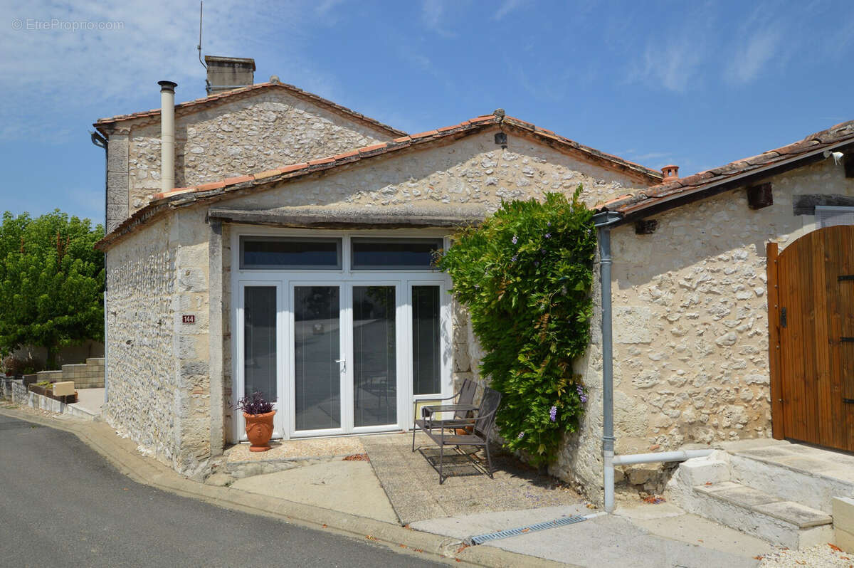 Maison à LOUBES-BERNAC