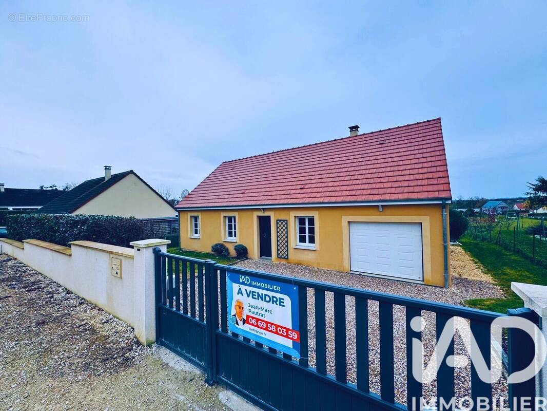 Photo 1 - Maison à SAINT-PERE