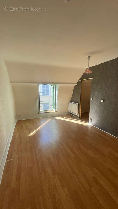 Maison à LA CHARITE-SUR-LOIRE