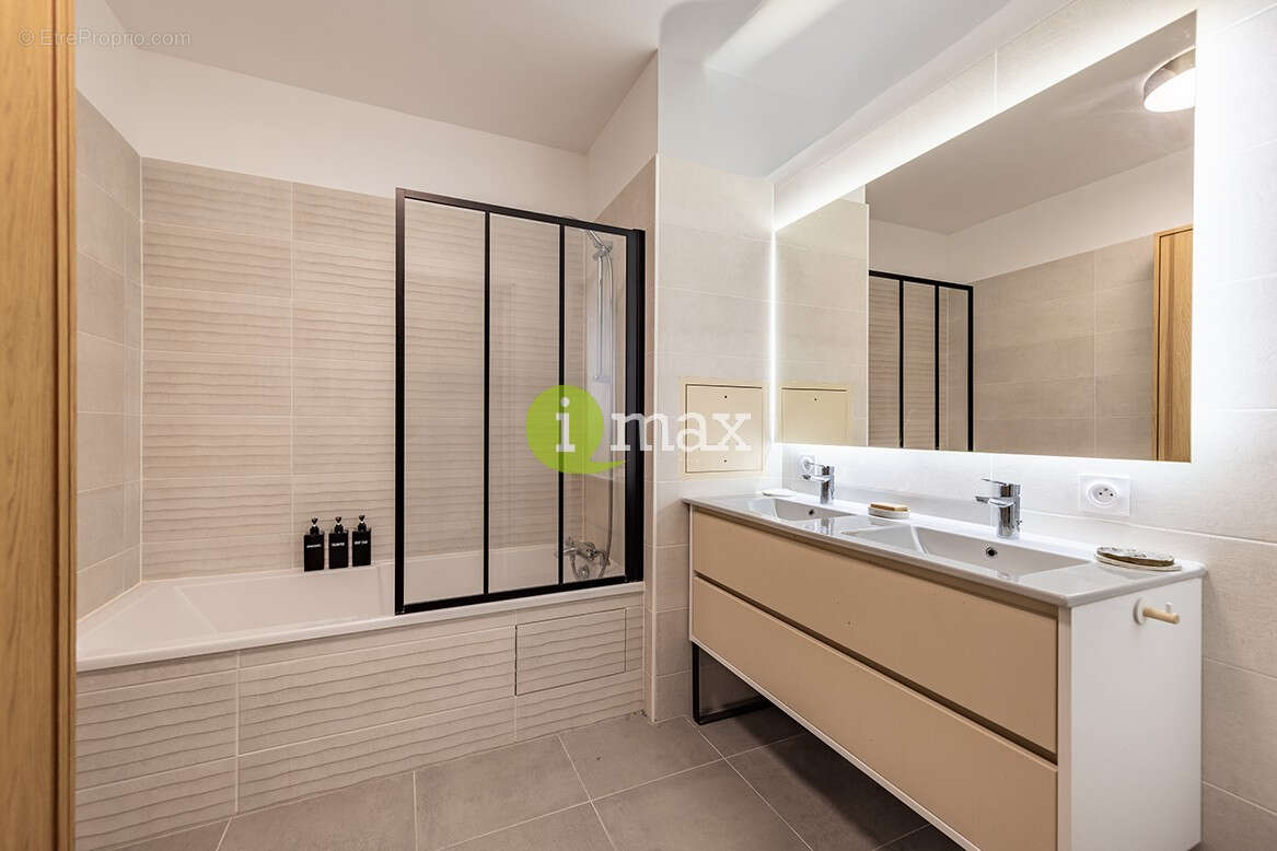 Appartement à CLICHY
