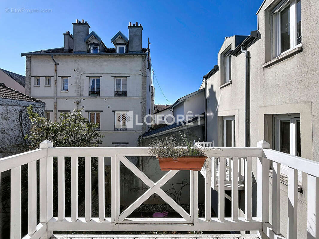 Appartement à LE VESINET