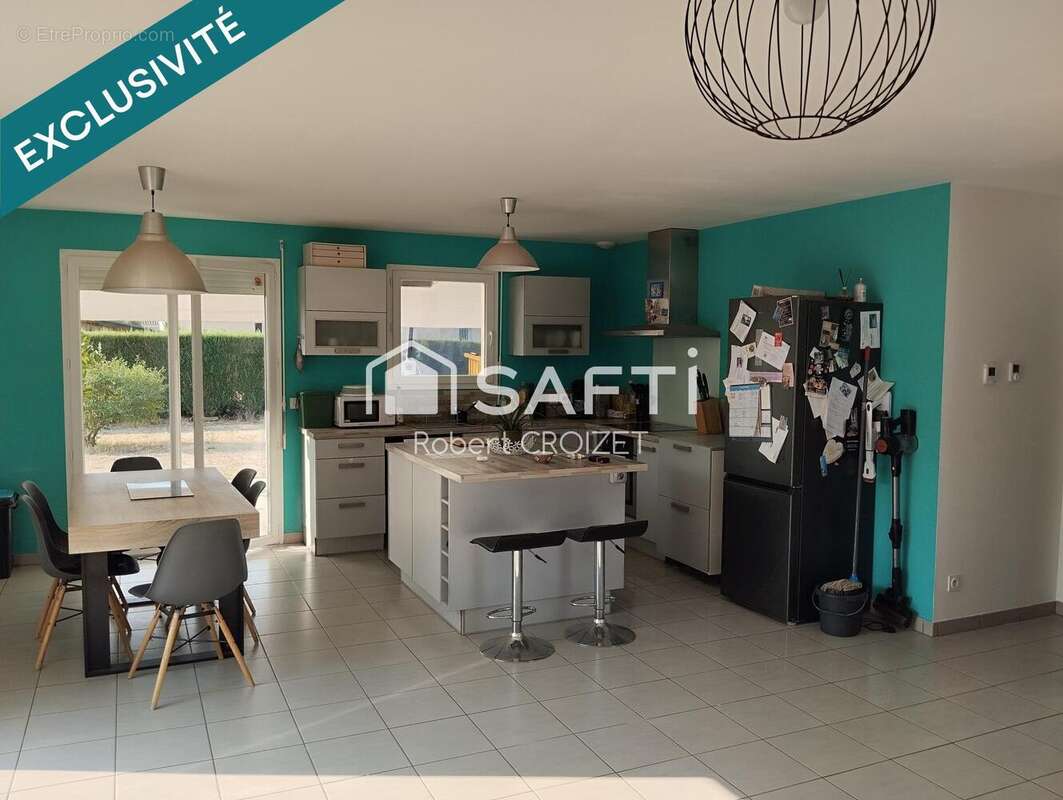 Maison 89 m² à Cerons  - photo 7