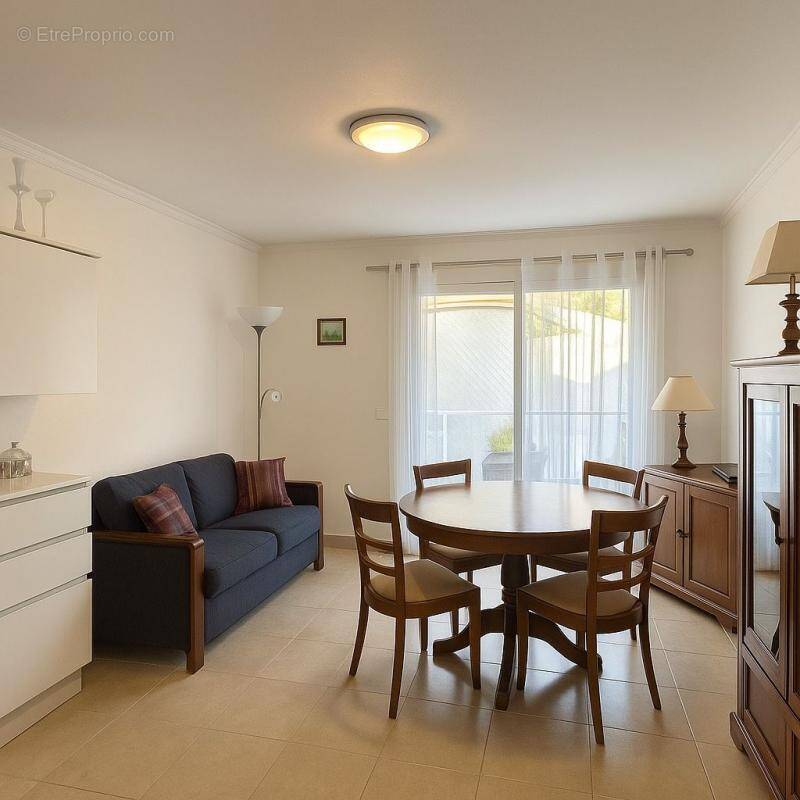 Appartement à LE CANNET