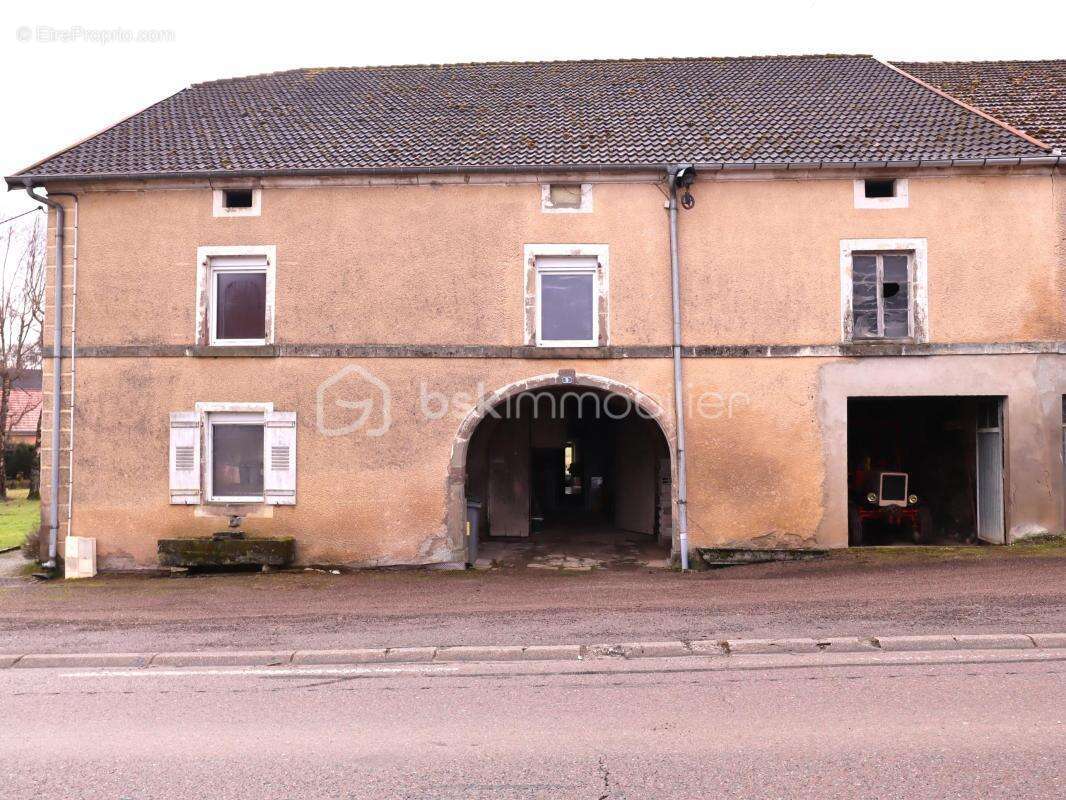  Ensemble immobilier a réhabiliter et restaurer   230 M2– Fort potentiel - photo 10