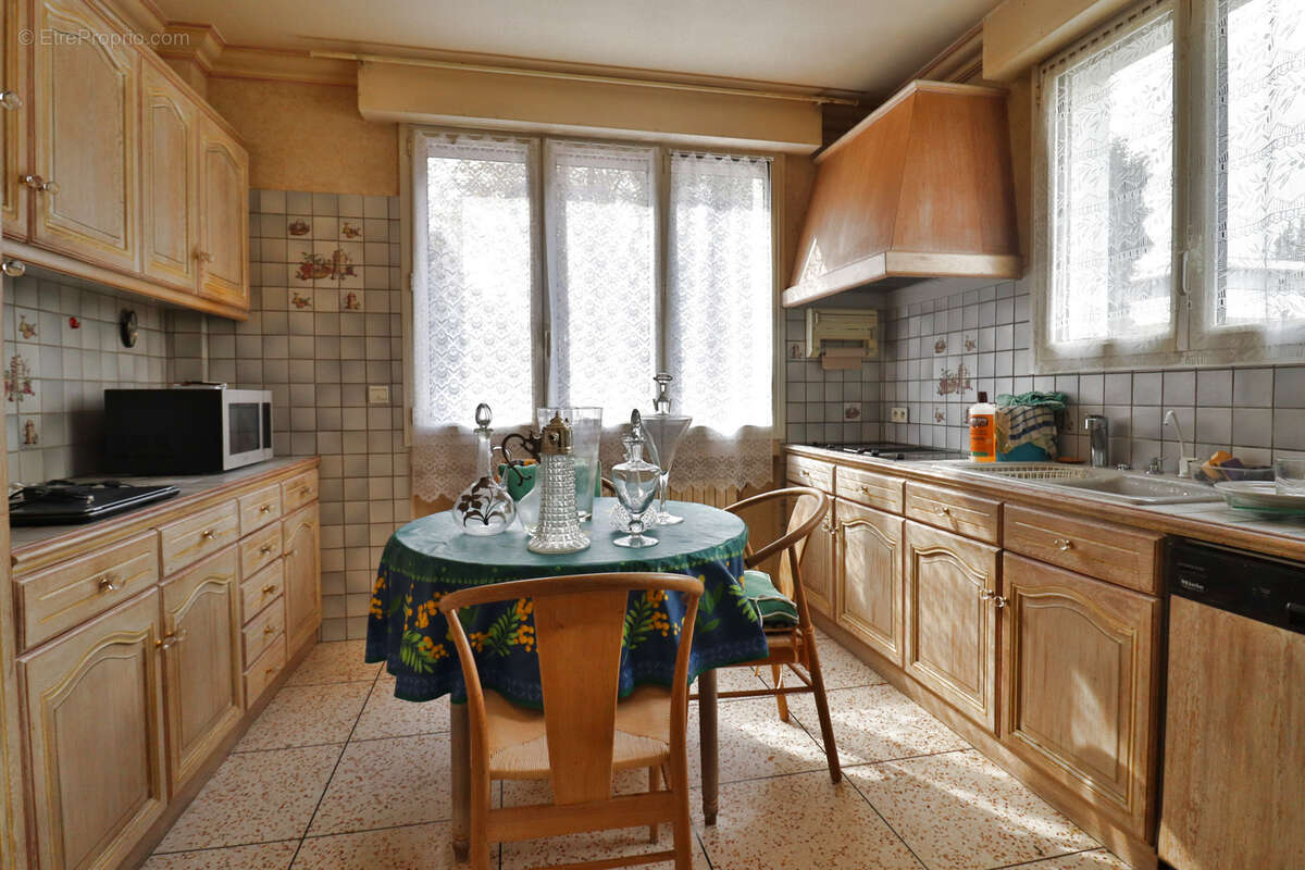 Maison à SAINTE-SAVINE