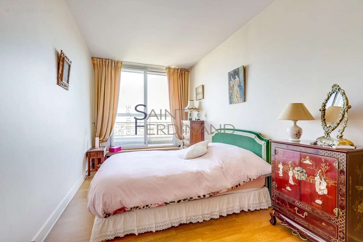 Appartement à PARIS-12E