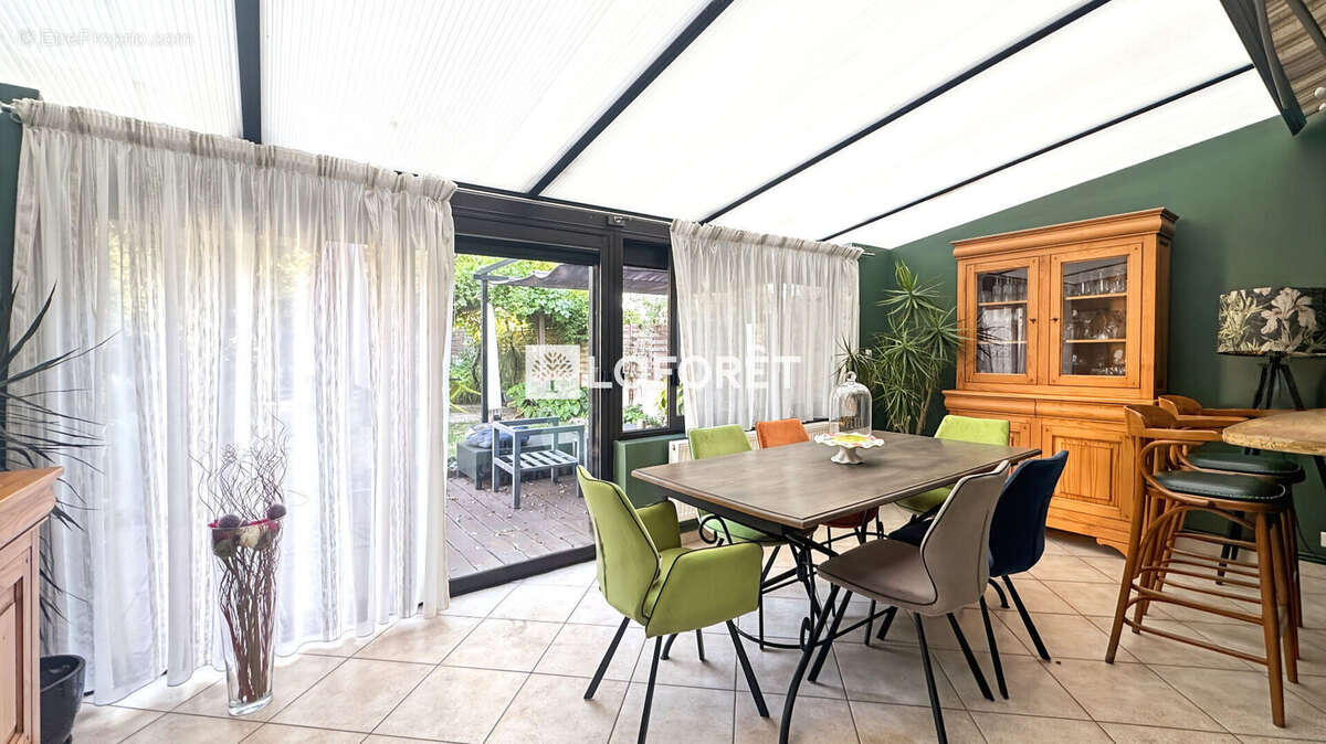 COULOGNE - Maison 3 chambres et bureau - 110m2 - Garage - photo 4
