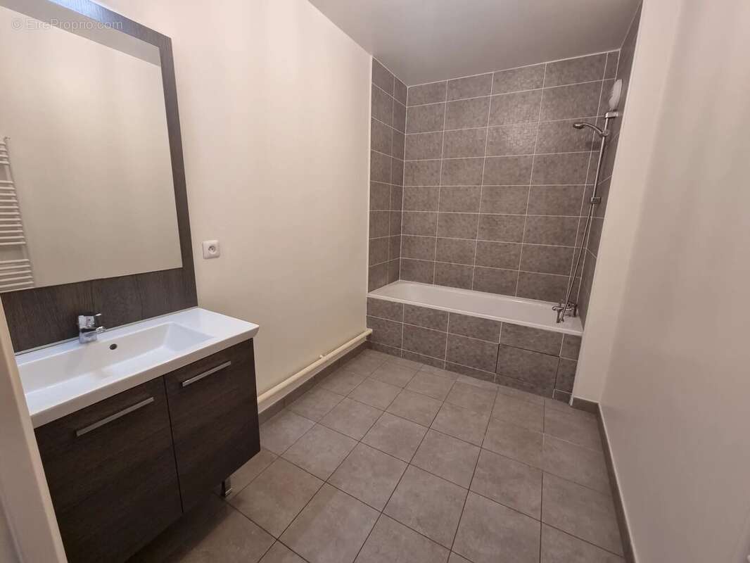 Appartement à CROISSY-SUR-SEINE