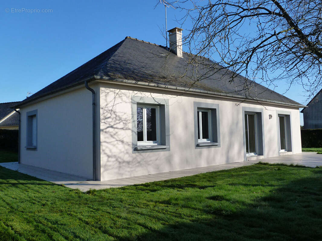 Maison à MERAL