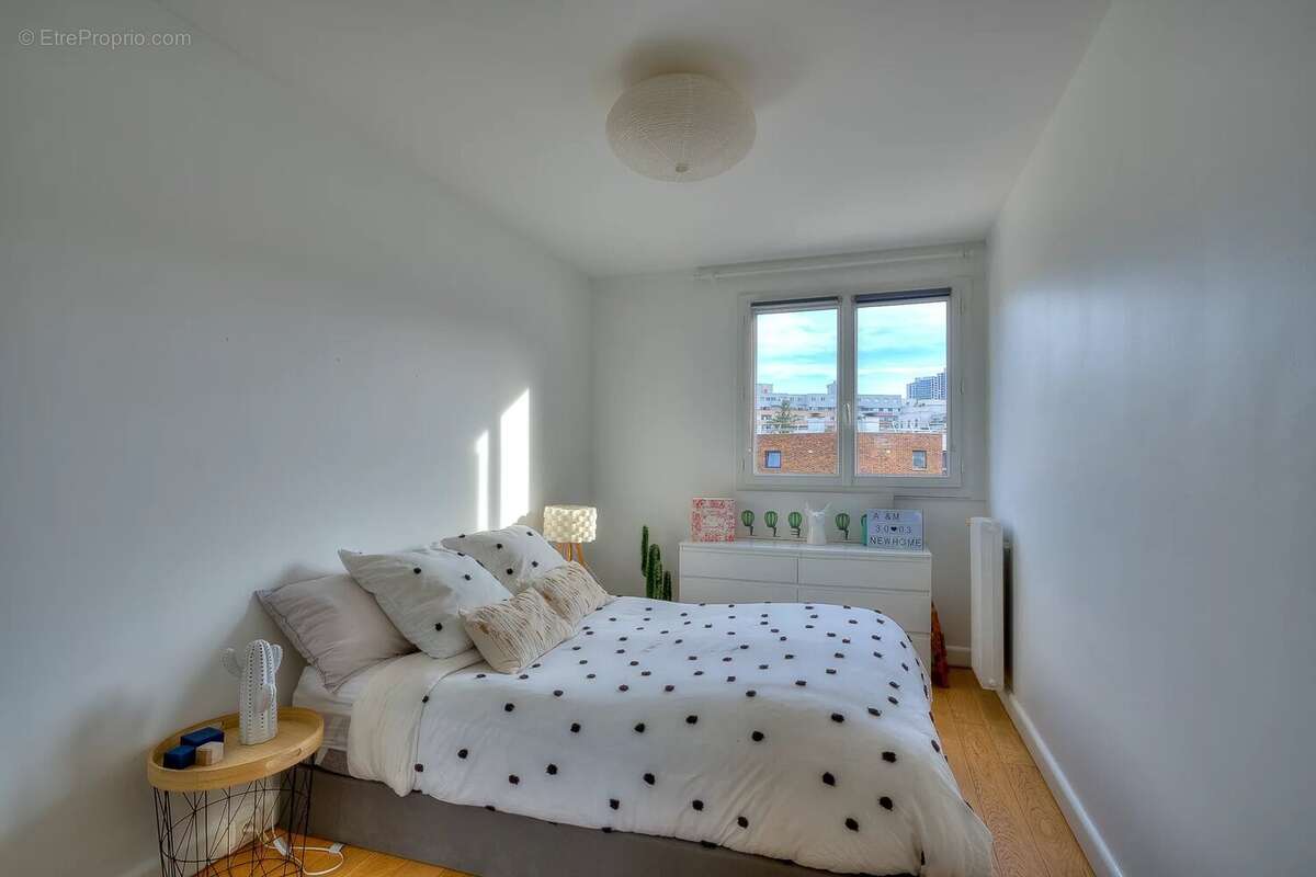 Appartement à ISSY-LES-MOULINEAUX