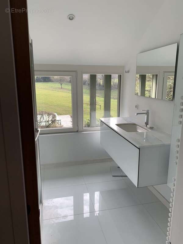 Maison à PONT-L&#039;EVEQUE