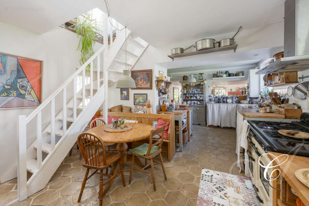 Maison 170 m² à Saint-Malo  - photo 5