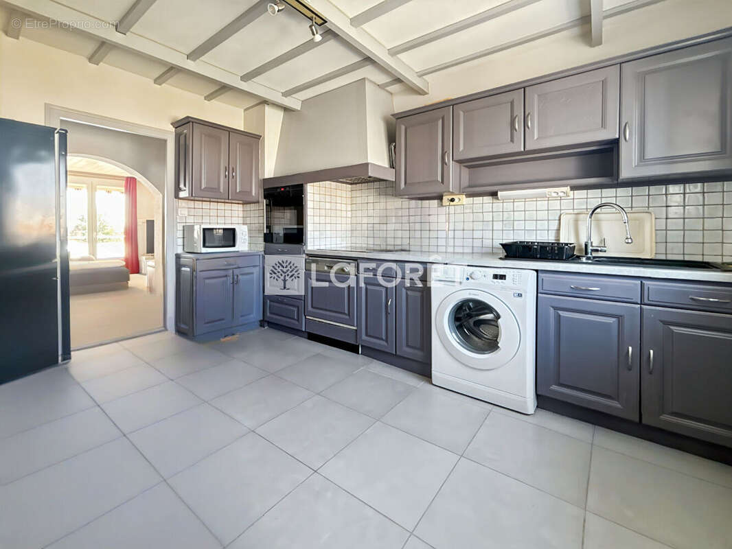 Appartement 3 pièces à vendre à Portes Les Valence - photo 4