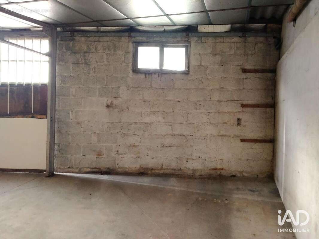 Photo 7 - Commerce à CONDE-SUR-NOIREAU