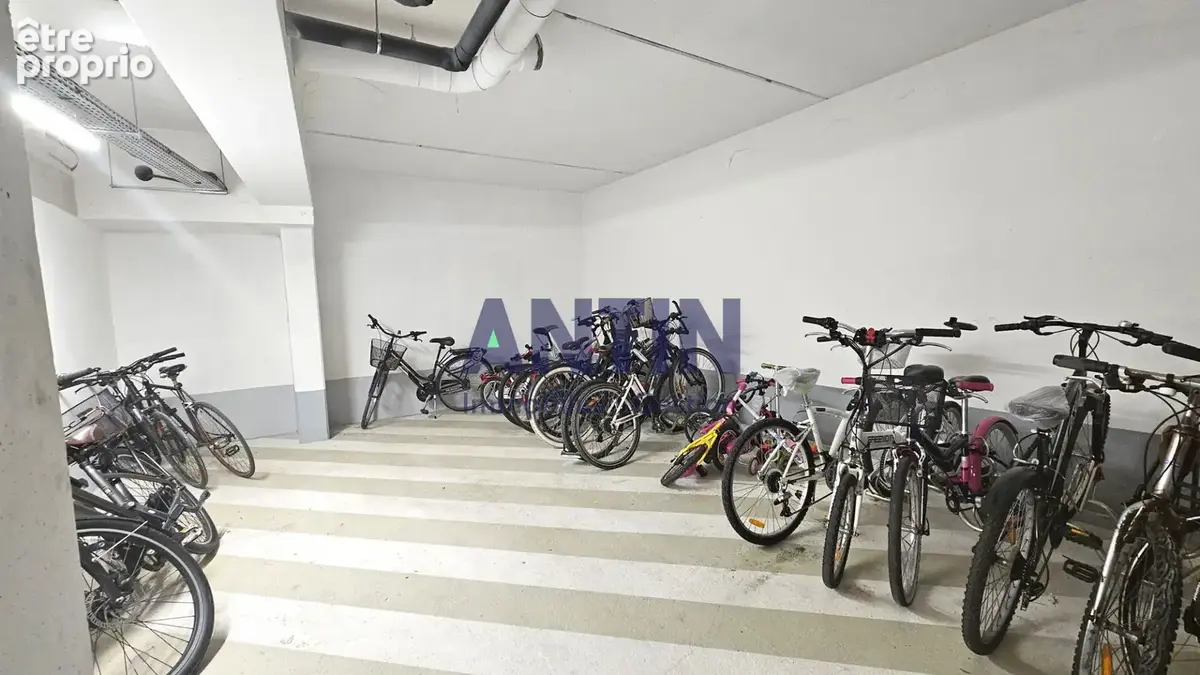 Beau 2 pièces 50 m² avec balcon et parking  BOIS-COLOMBES - Parc des Bruyères- Résidence récente - photo 17