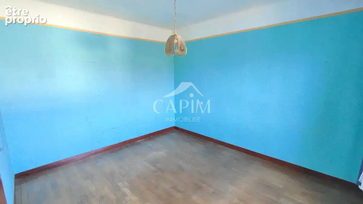 Maison de bourg en pierres, 105m² hab,179m² utiles, poss div 2 logements, 3 niveaux de 55 m², terrain  1400m² - photo 7