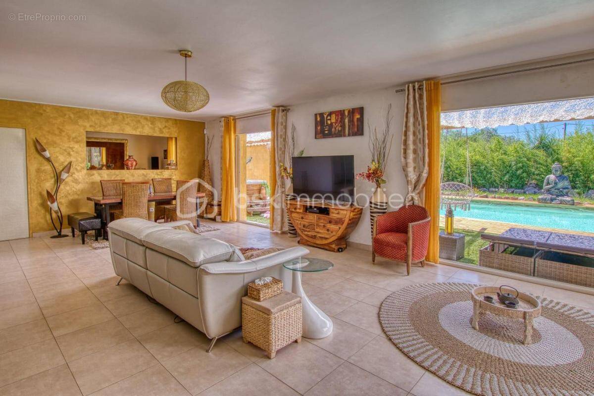 Maison à LA FARLEDE