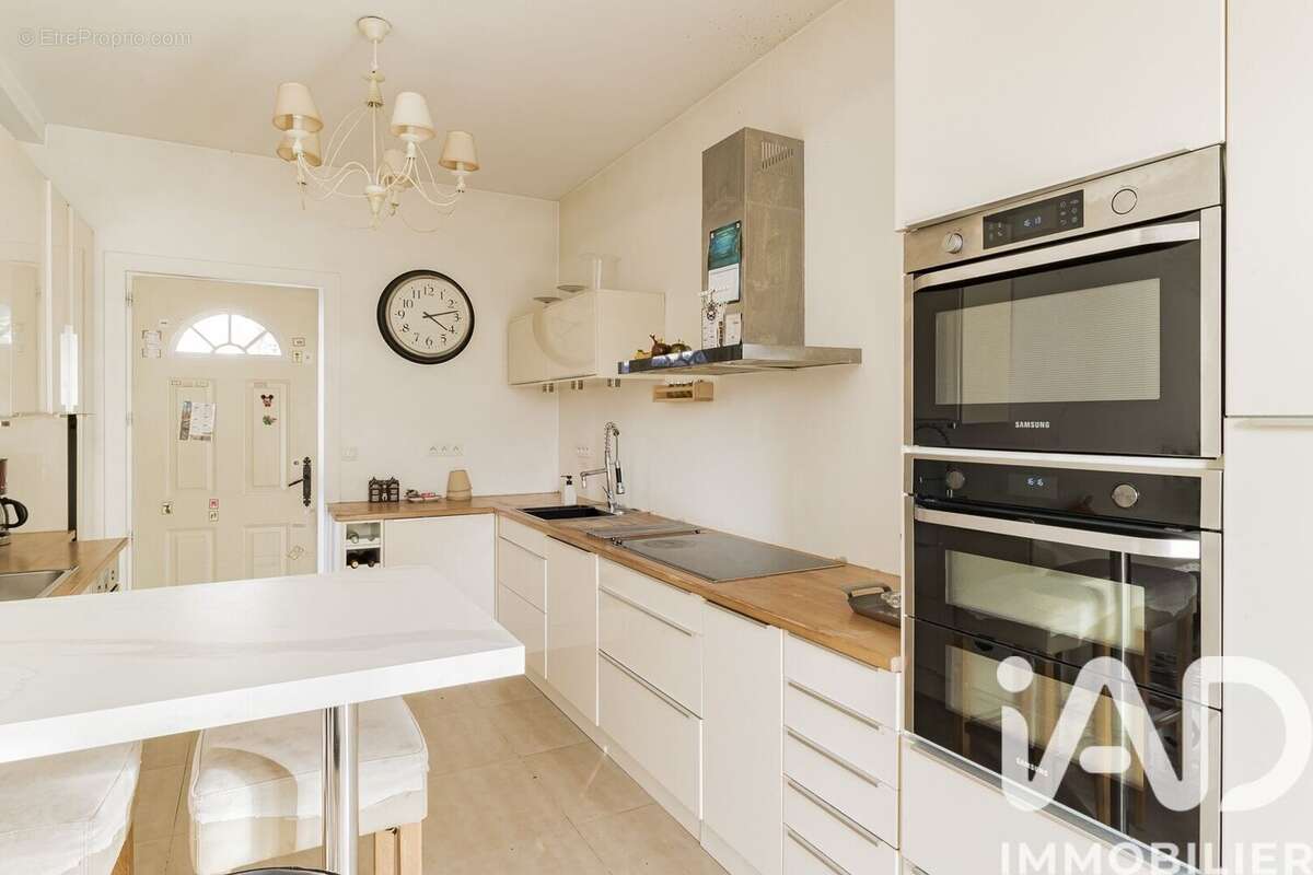 Photo 6 - Maison à SAINT-MAUR-DES-FOSSES