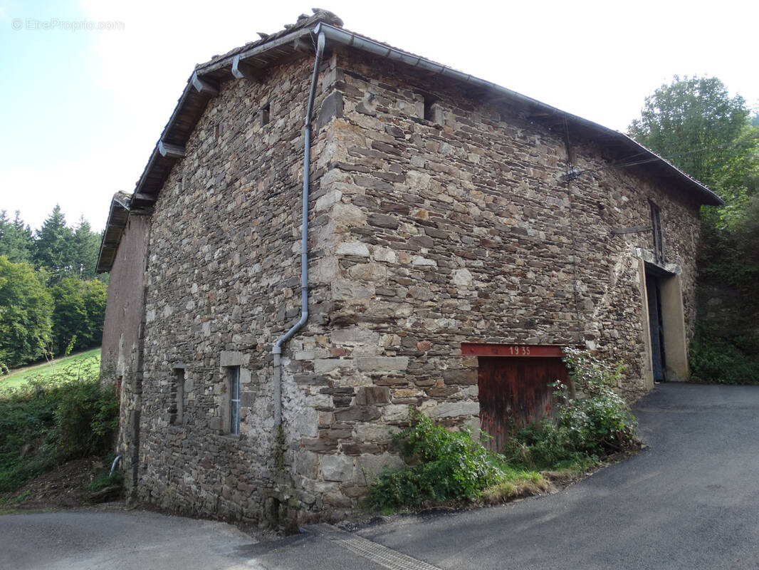 Maison à DOIZIEUX