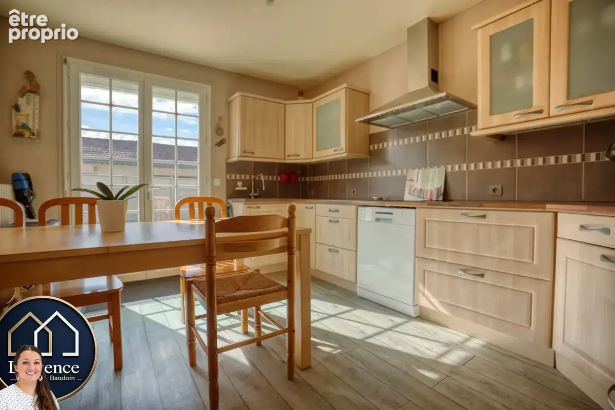 Maison 7 pièces 164 m² à vendre à Tremblay-Les-Villages (28170) - photo 6