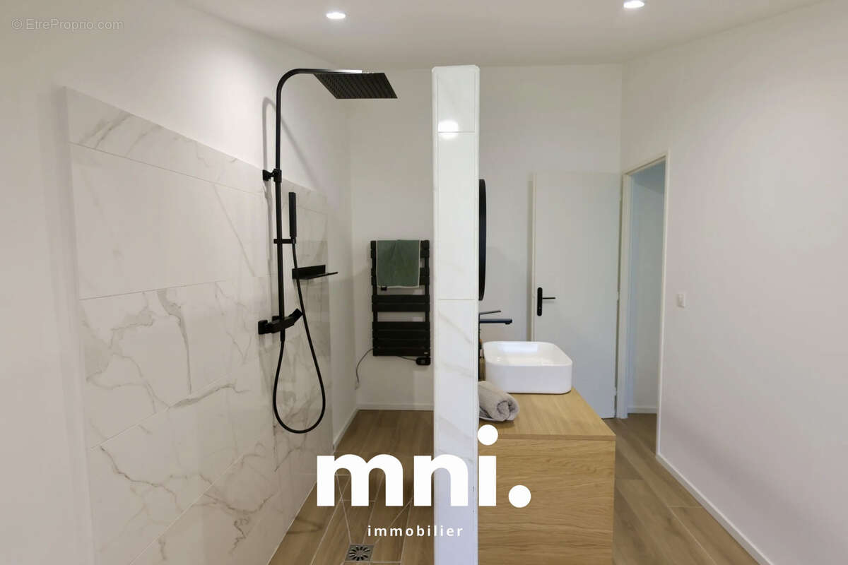Appartement à SANARY-SUR-MER