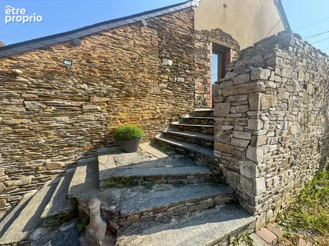 Maison à ROUGE