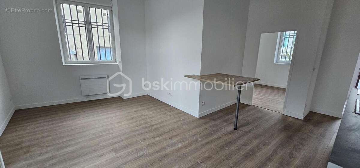 Appartement à SAIL-SOUS-COUZAN