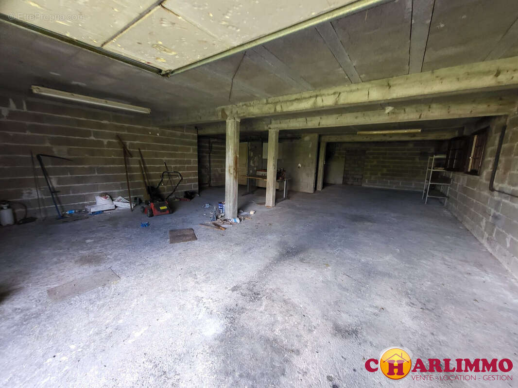 Maison à SAINT-JUNIEN