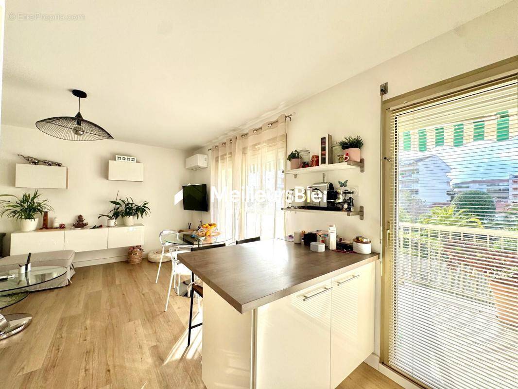 Appartement à SAINT-RAPHAEL