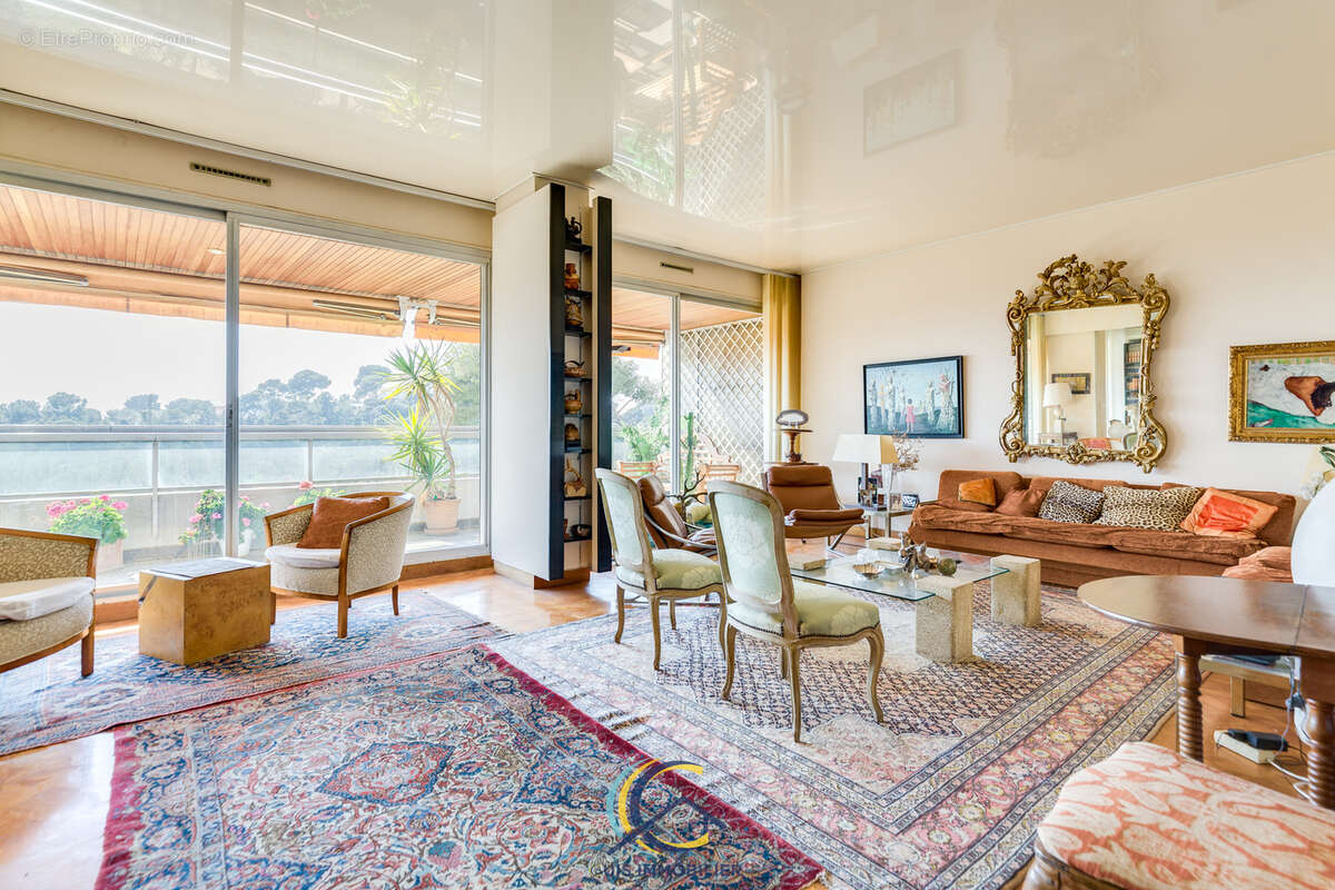 Appartement à MARSEILLE-8E