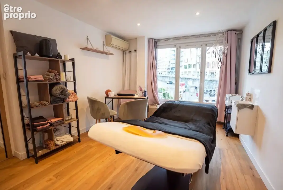 Appartement 94 m² à Evian-Les-Bains  - photo 6