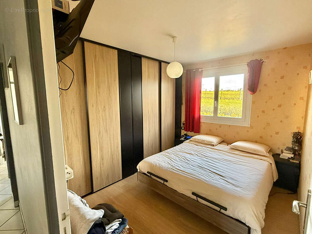 SECTEUR MANZAT / Maison familiale à vendre de 130 m², belles prestations  et extérieur soigné ! - photo 12