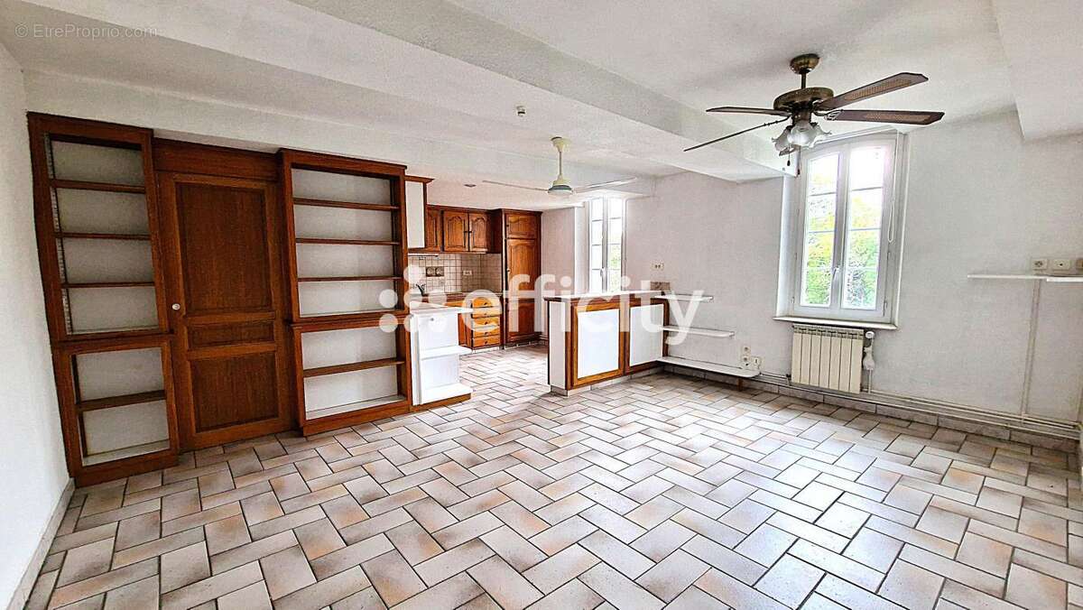 Appartement à FAYENCE