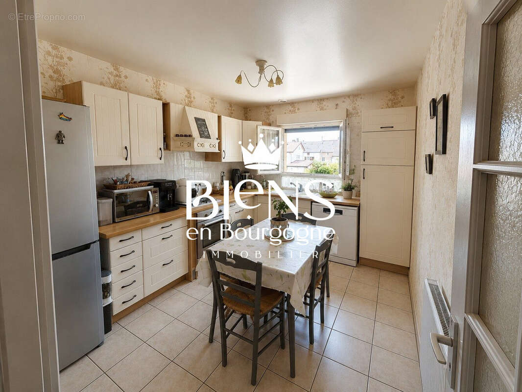 Maison 136 m² à Seurre  - photo 4
