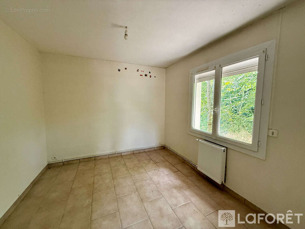 Maison de plain-pied avec jardin et garage - Proche de Langon - photo 5