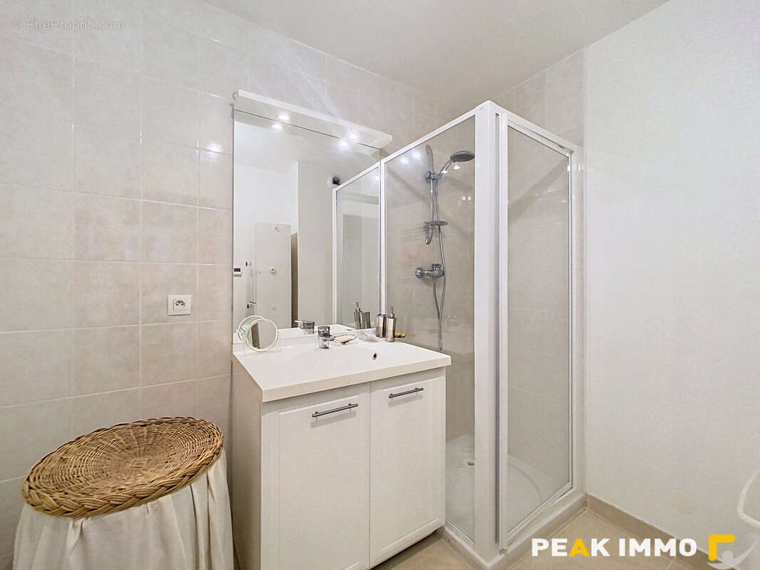 Appartement 47 m² à Ville-En-Sallaz  - photo 3