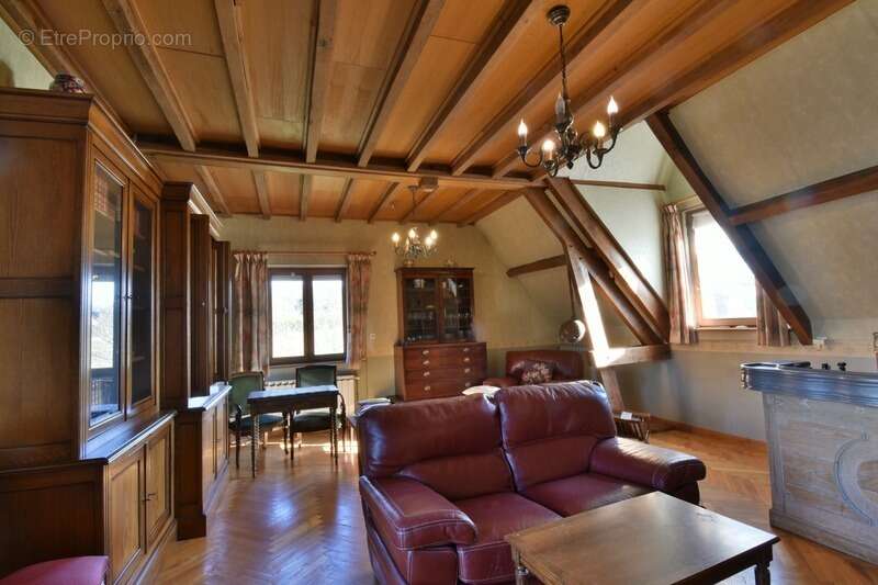 Maison à SAINT-AGNANT-DE-VERSILLAT