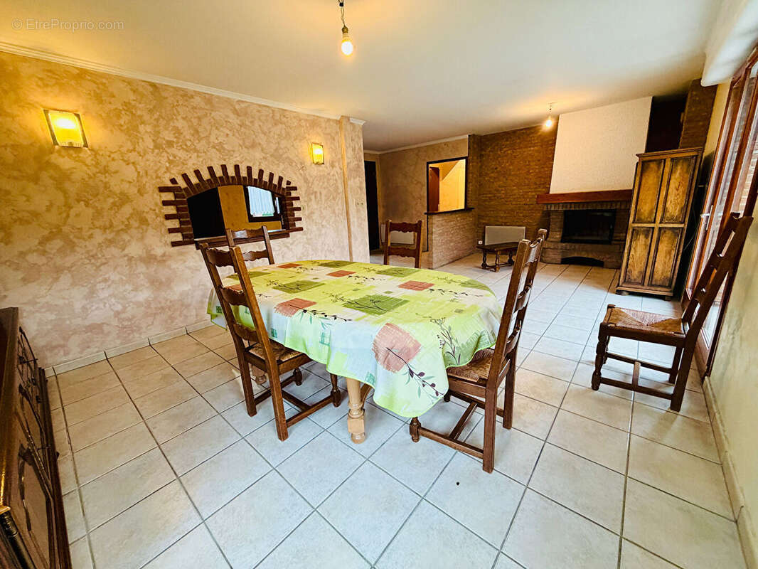 Maison à COURCHELETTES